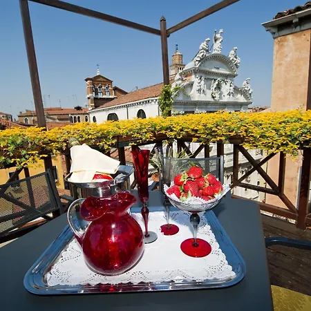 Отель Palazzo Del Giglio Венеция