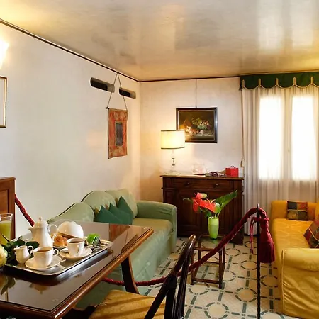 Palazzo Del Giglio 4* Βενετία