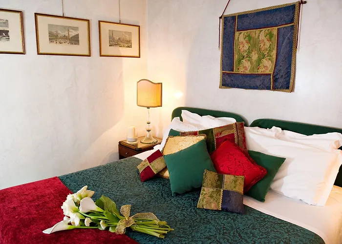 Palazzo Del Giglio 4* Venedig